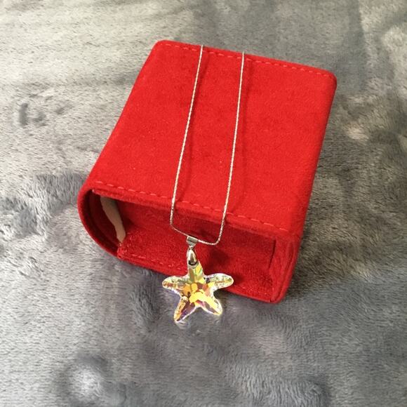 Silver Large Sparkle Star Necklace - Picture 4 of 6